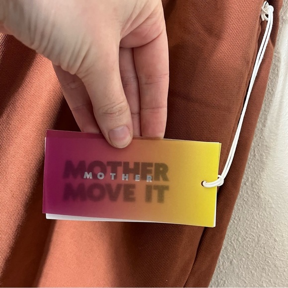 MOTHER The Knock Out Ankle Jogger Sweatpants in Mocha Bisque - Picture 7 of 12